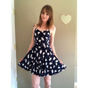 Mint condition M Old Navy blue pattern sundress